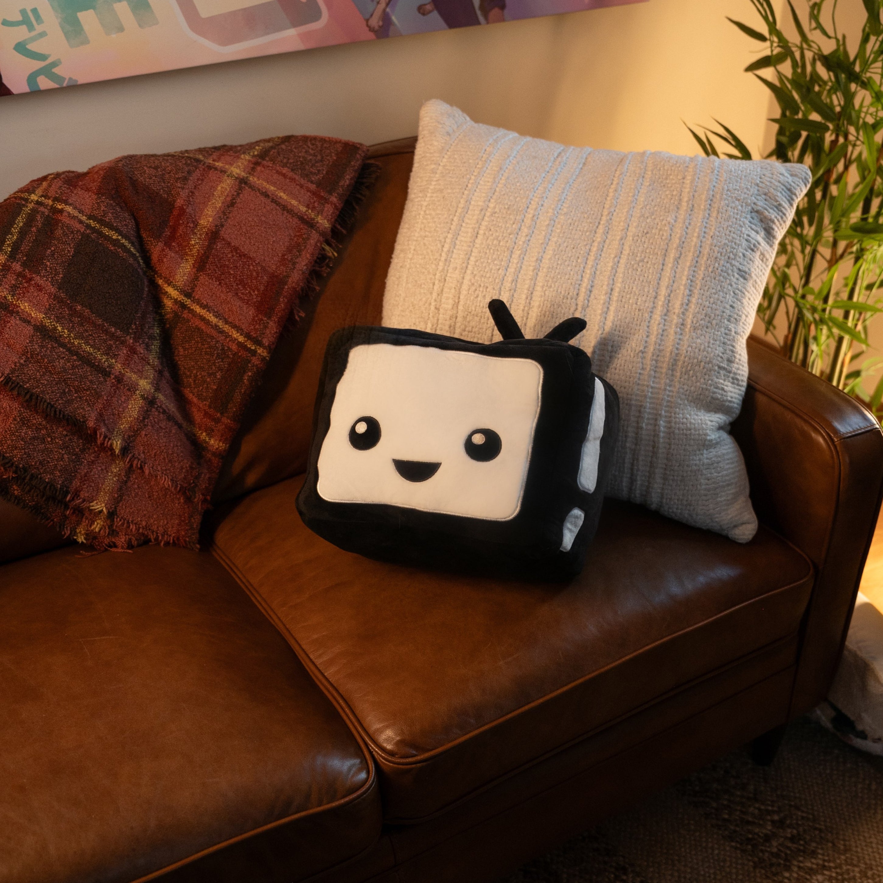 'Ollie' Logo Plushie